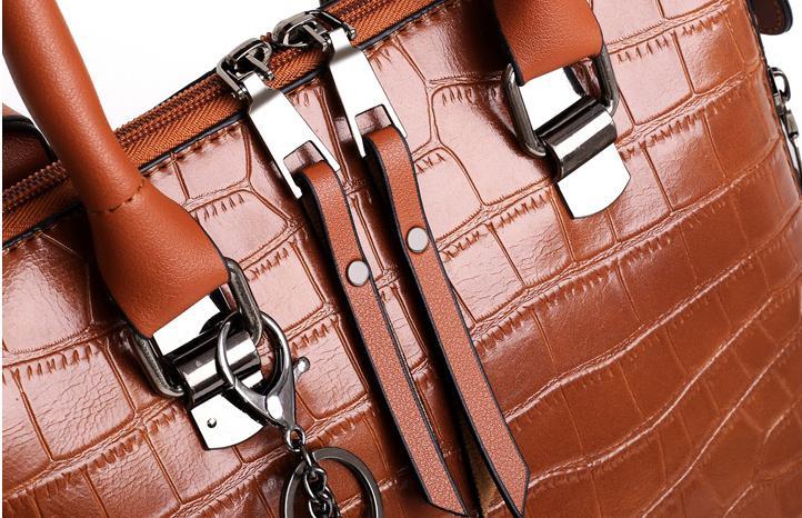 Timeless Charm | Stylish 4-Piece Handbag Set