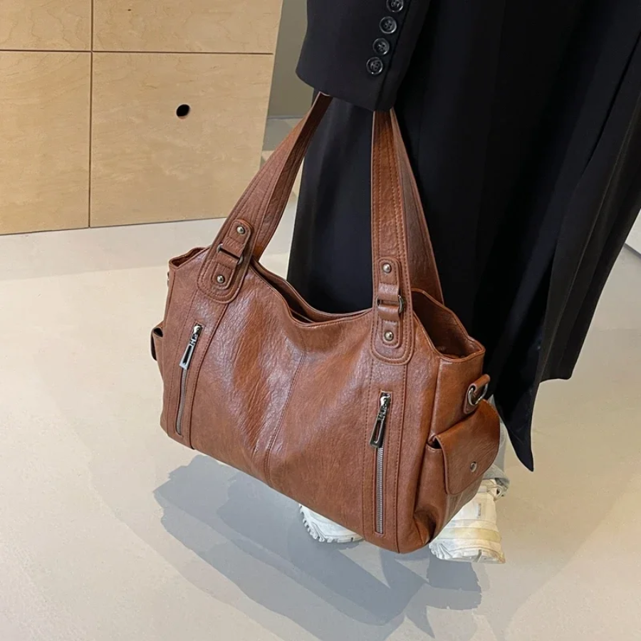 Elan | Timeless Shoulder Bag