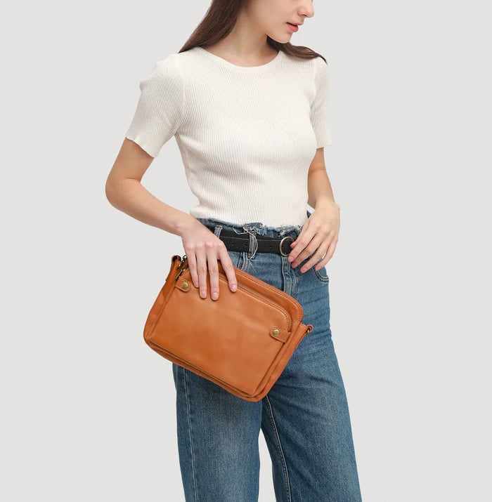 Aria | Elegant Masterpiece Shoulder Bag