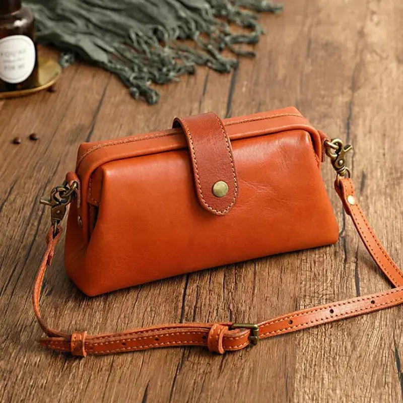 Marley's Timeless Charm | Unique Women's Handbag