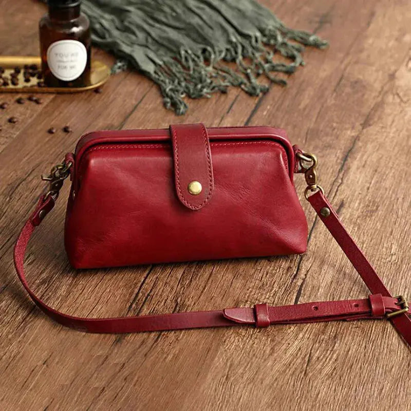 Marley's Timeless Charm | Unique Women's Handbag