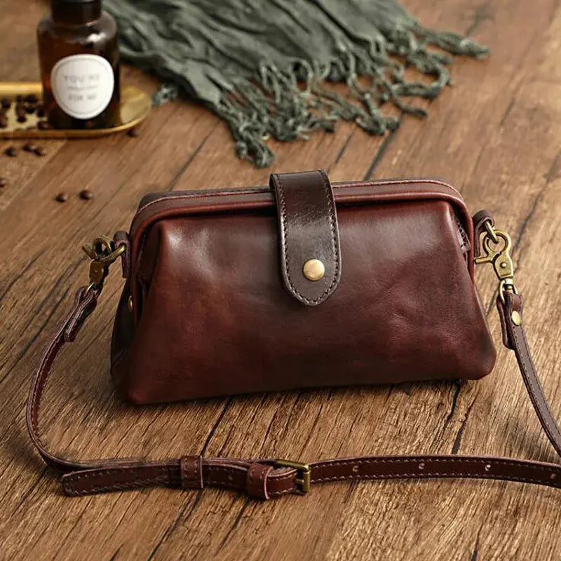 Marley's Timeless Charm | Unique Women's Handbag